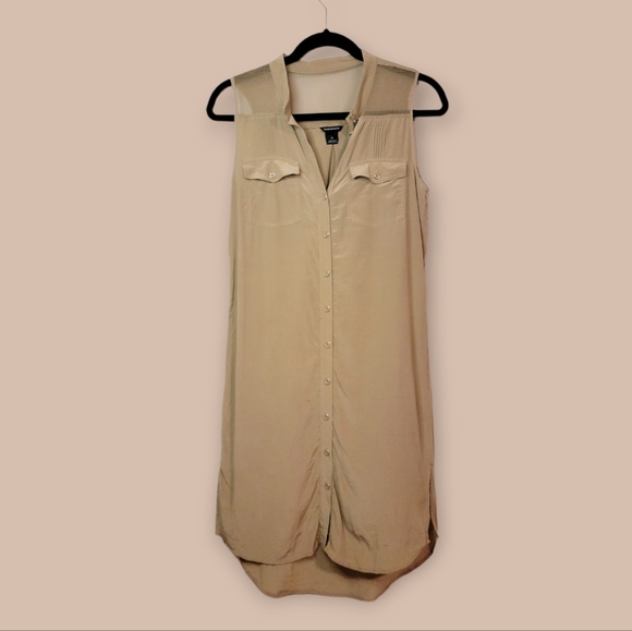 Club Monaco Dresses & Skirts - Club Monaco Lightweight Sleeveless Dress Size 0